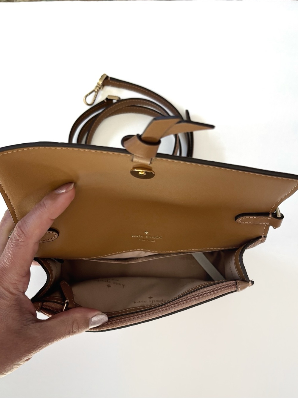 Kate Spade Knott Mini Crossbody Bag Bungalow NWT - Picture 6 of 6